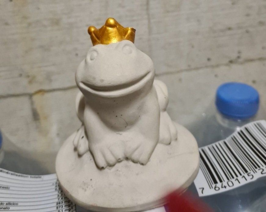 Skulpturen & Statuen: Fröschkönig, höhe ca 5 cm, handgemacht ** – Defekt aus Baden von rocket85 2