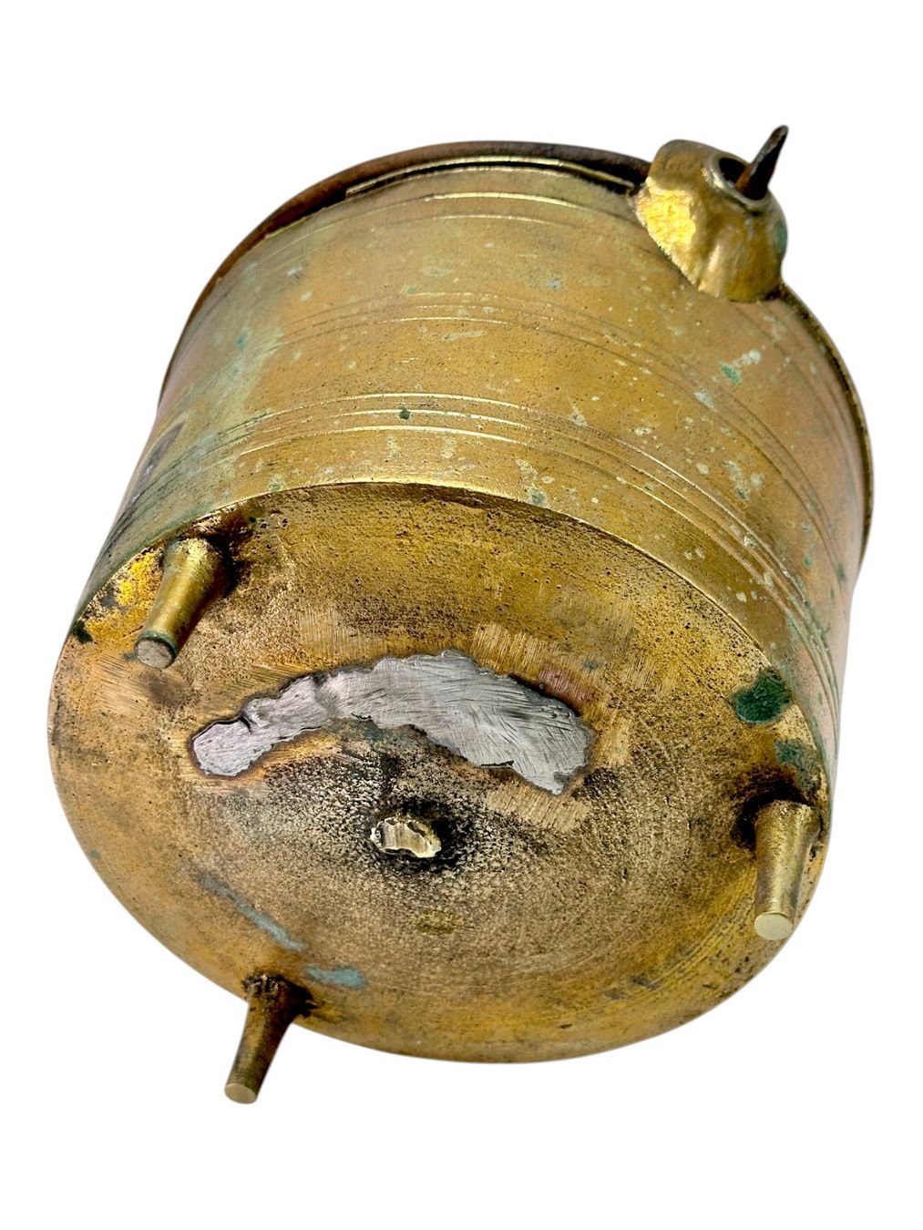 Pentole: Ancienne marmite tripode en bronze avec pieds et anse – Usato da Morges venduto da Auct 9