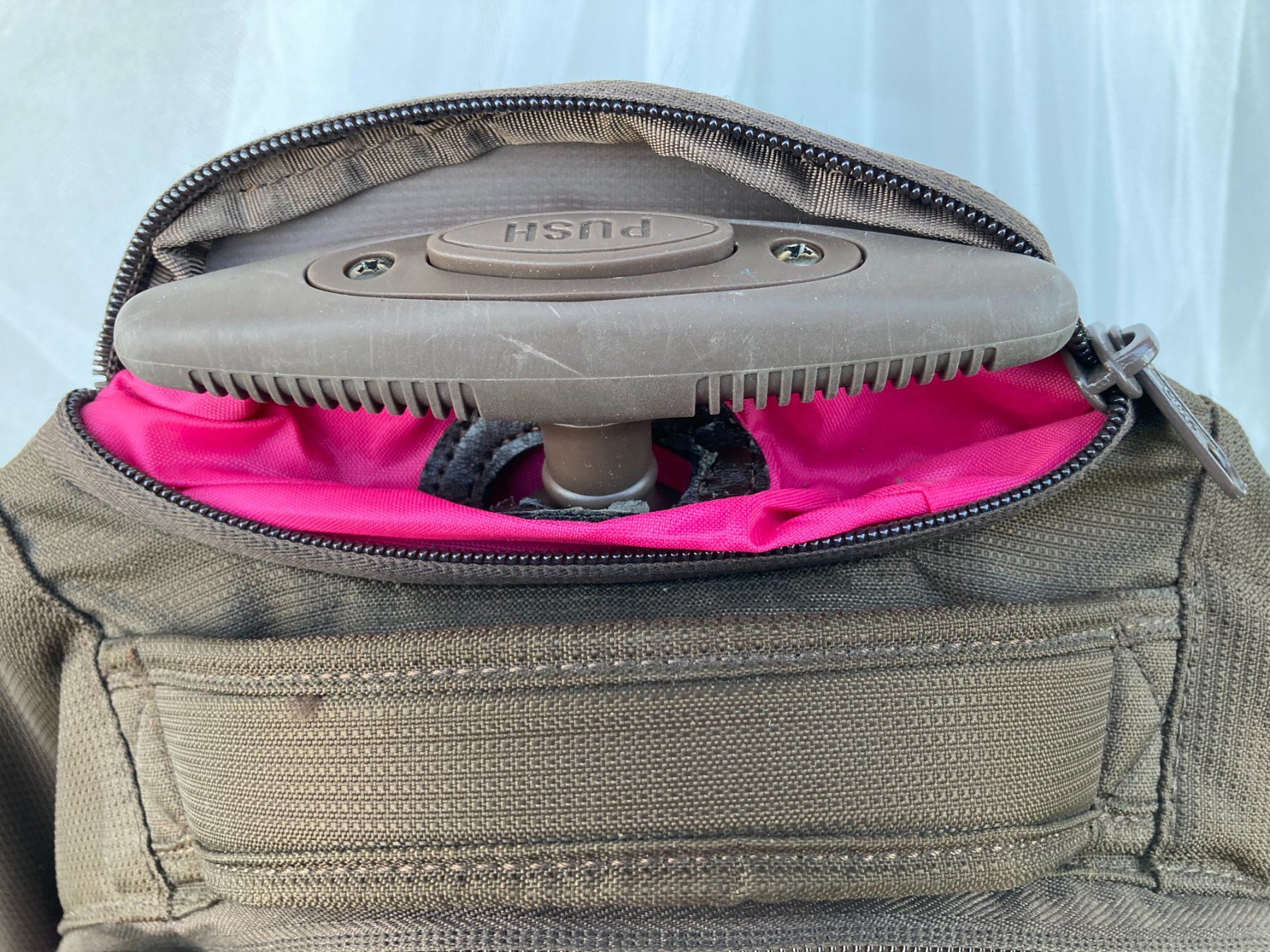 Zaini: Dakine Reise-, Notebook-, Schulrucksack mit Rollen – Usato da Gerlafingen venduto da Skidmore 2