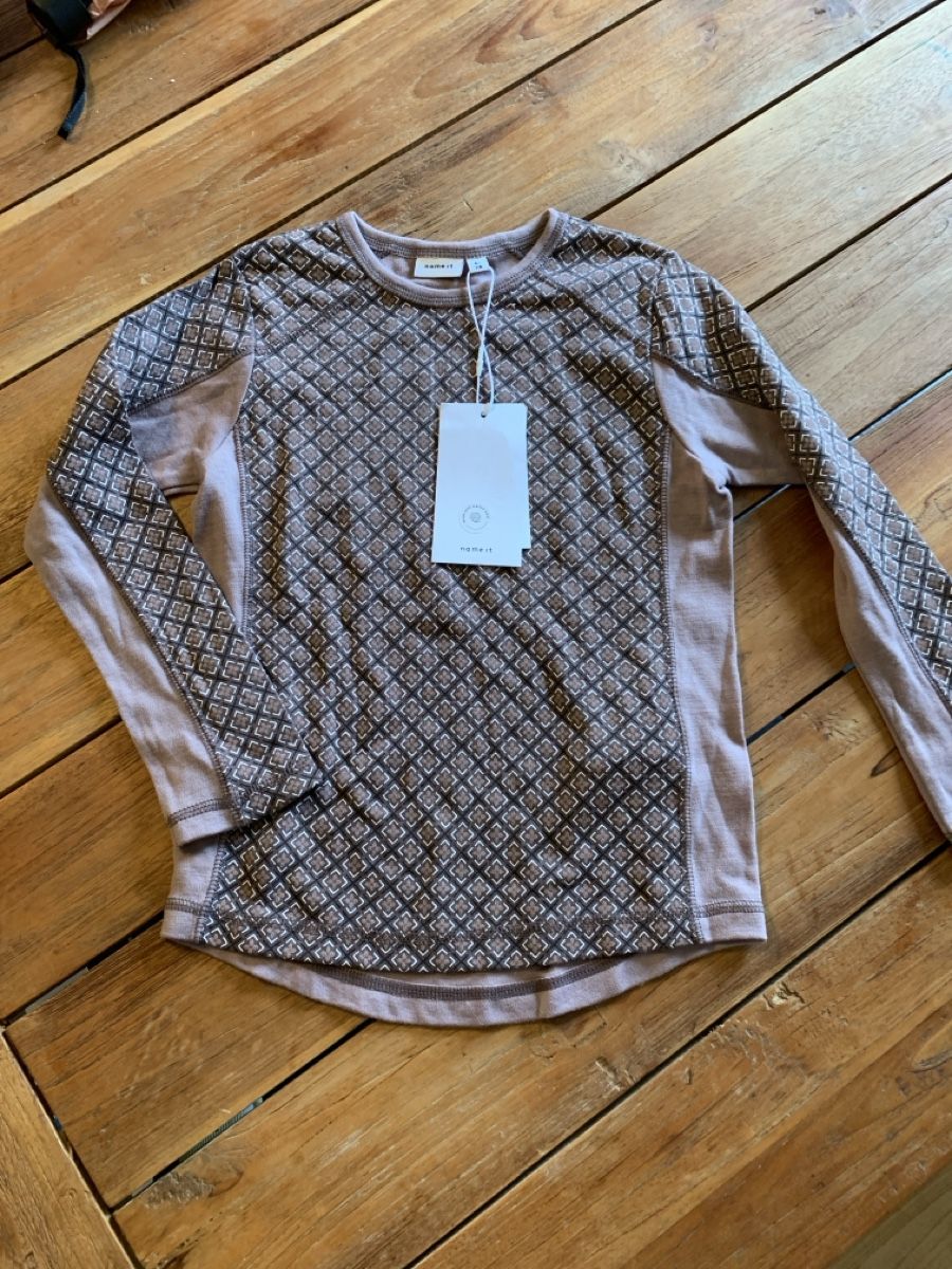 Pulls et sweat-shirts: Neuer Merino Pullover gr. 116 – Neuf avec emballage d'origine à Attelwil par TaraLee