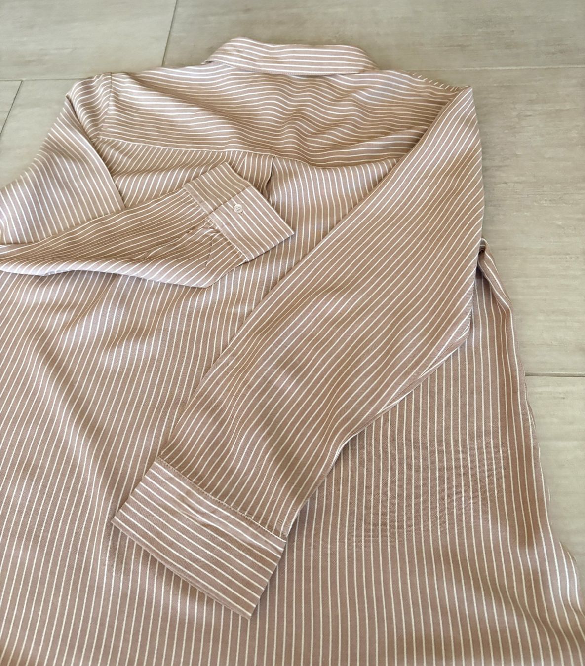 Manor Négligés & Pyjamas: Damen Langarm-Nachthemd beige, Viskose – D'occasion à Stäfa par JasminMelanie 1