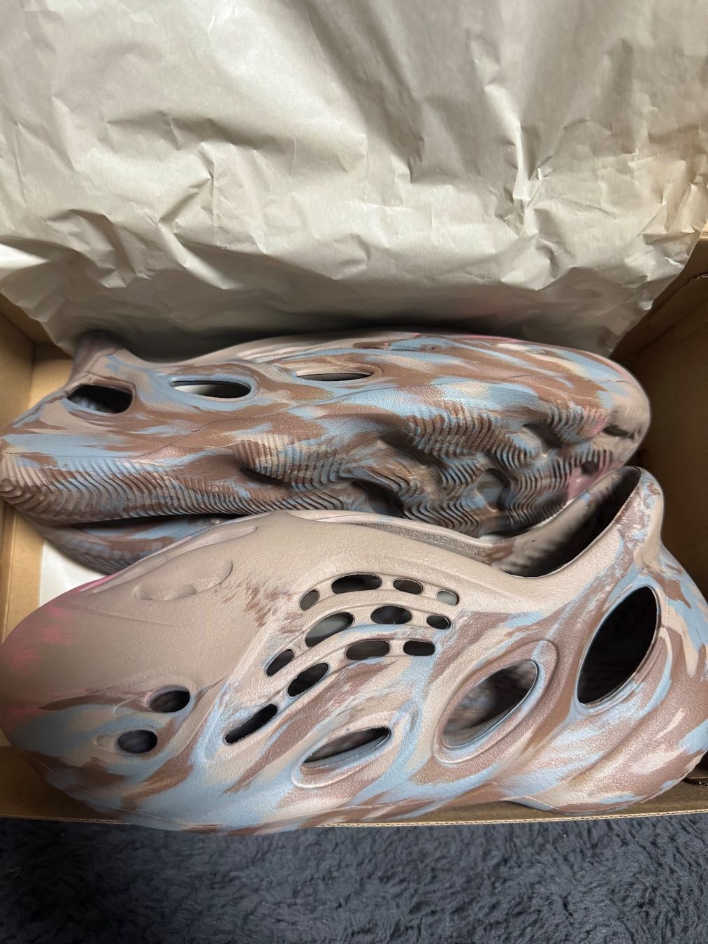 Adidas Scarpe da uomo: Yeezy Foamrunner mx Sandgrau – Nuovo e nell'imballaggio originale da Wollerau venduto da Marion_Jarno