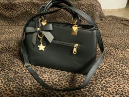 Handtasche