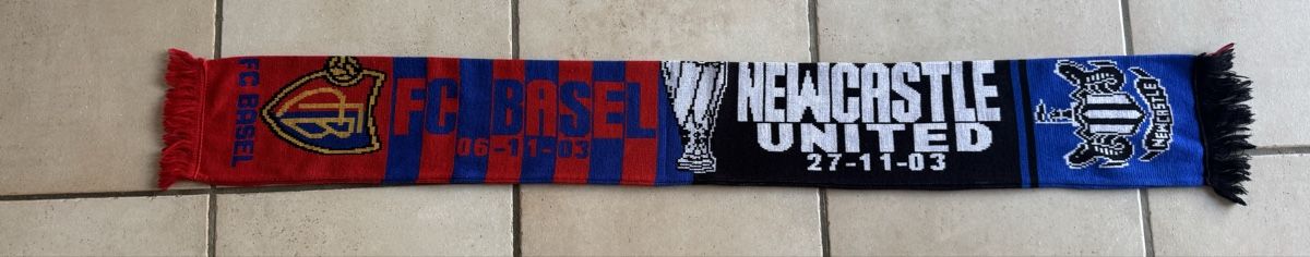 FC Basel Foulard & Sciarpe: Fc Basel - Newcastle United Schal – Usato da Lenzburg venduto da Meister_k