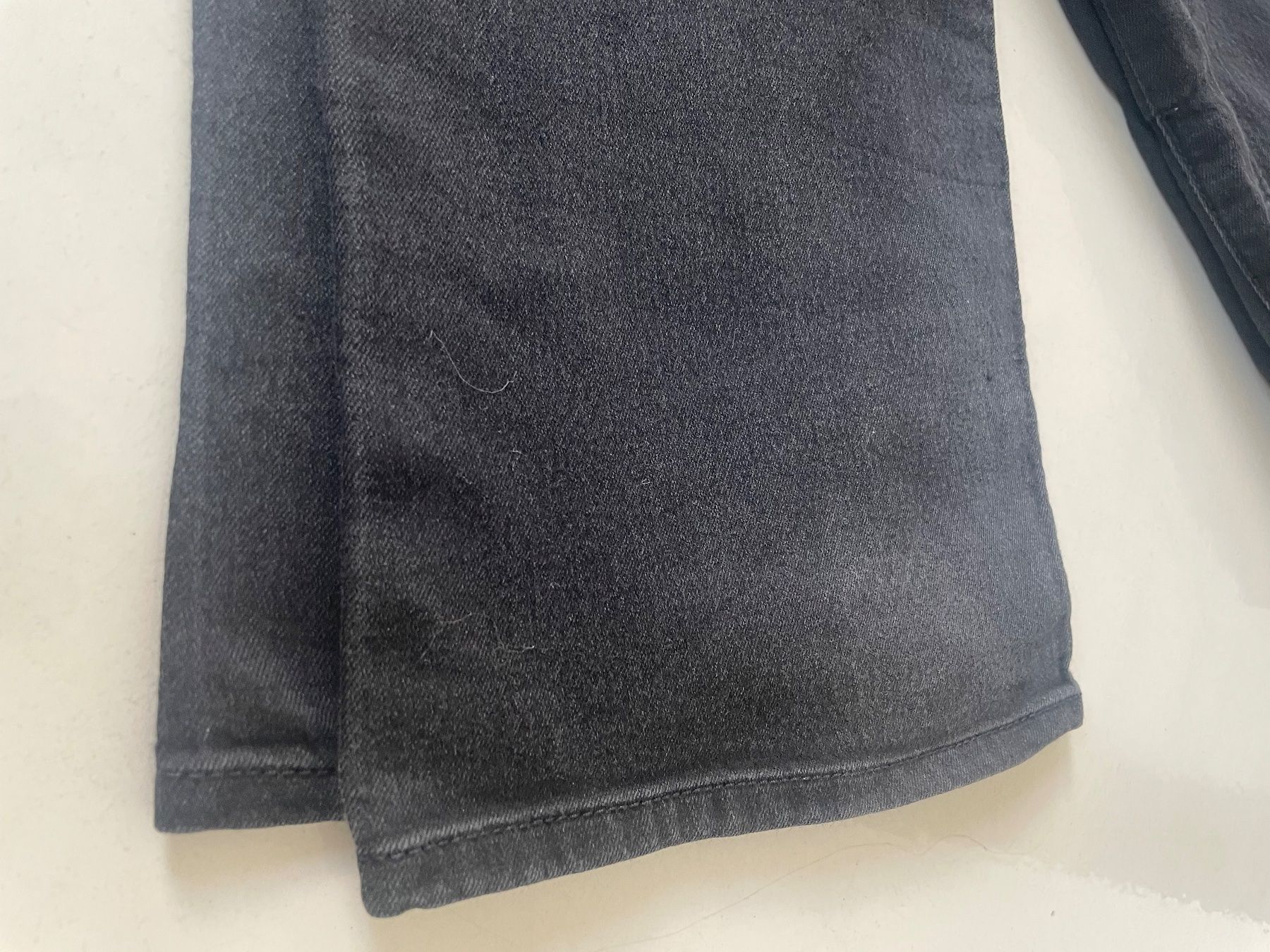 H&M Jeans: Jeans H&M Black Ab 1.- – D'occasion à Minusio par Pink222 8