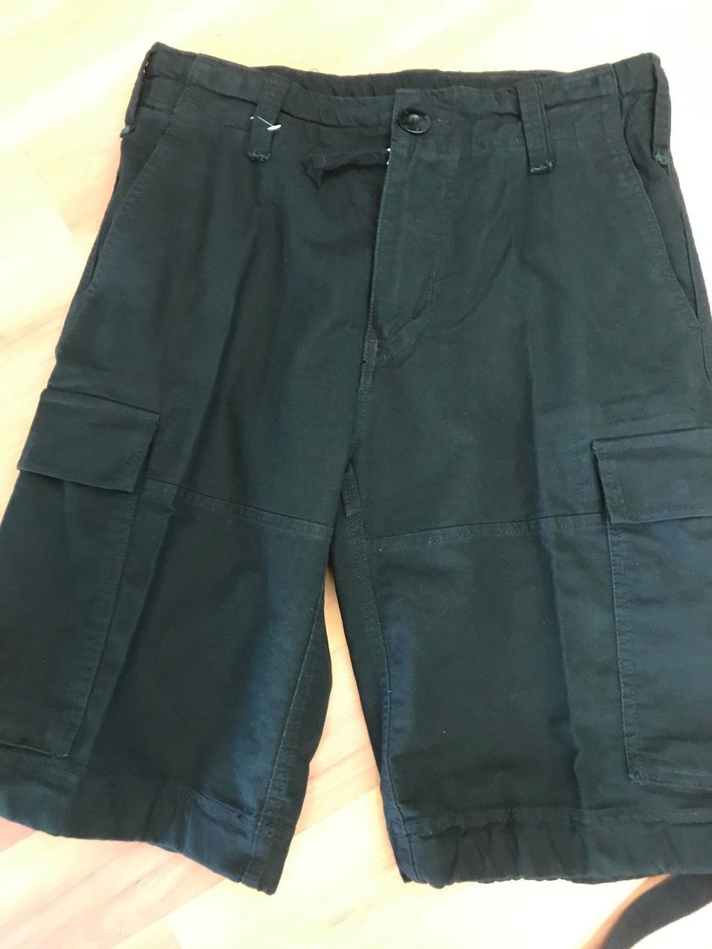 Hosen: Cargo Bermuda, 100% BW, black, Gr.XL/52-54 – Neu und originalverpackt aus Adliswil von vette56