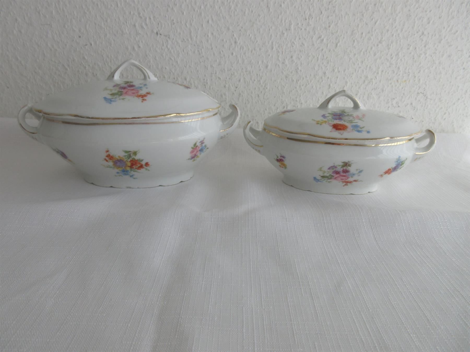 Schalen: 2 ovale Schalen mit Deckel – Gebraucht aus Binningen von Oldfashion 1
