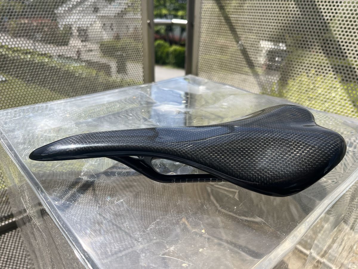 Pezzi di ricambio: Selle vélo en carbone  – Usato da Epalinges venduto da DukeNoble 5