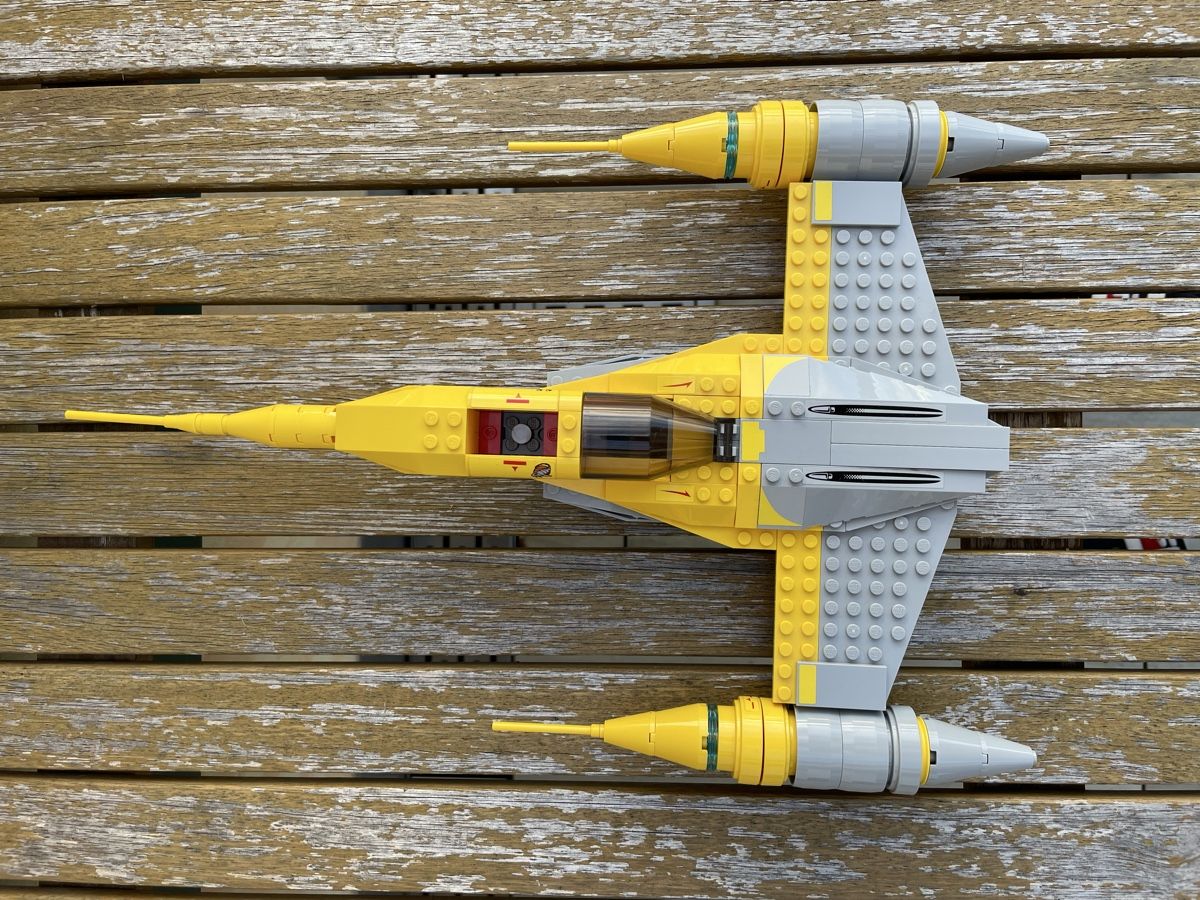Lego Baukästen: Lego Star Wars 75092 Naboo Starfighter – Gebraucht aus Zürich von Kashyyyk4 1