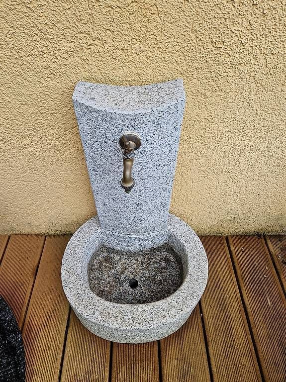 Teiche & Zierbrunnen: Granitbrunnen – Gebraucht aus Winznau von Belser90 1