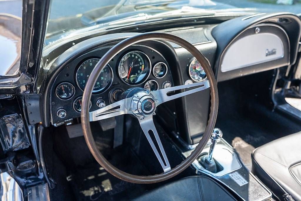 Automobili: Corvette C2 Sting Ray Big Block 396 ci  1965 – Usato da lausanne venduto da laurent.vdm 2