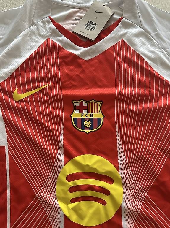 Maillots de corps & Pantalons: Barca Retro Trikot – D'occasion à Birr par rob_d6wl 1