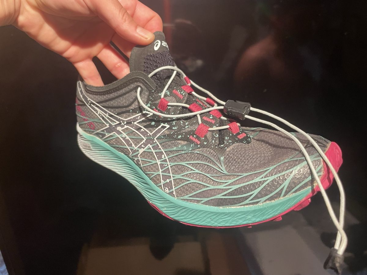Asics Damenschuhe: Laufschuhe Asics 40.5 Noosa Tri 12 – Gebraucht aus Root von the_yh7l
