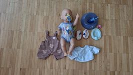 Baby Born Jungen Puppe mit Zubehör und Kleidung 