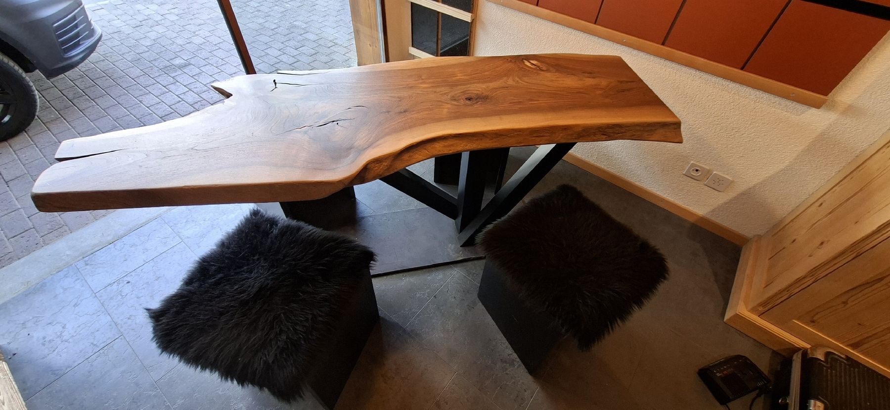 Tischset: Apero Tisch mit Hocker – Neu (gemäss Beschreibung) aus Adelboden von Gotthard2010 1
