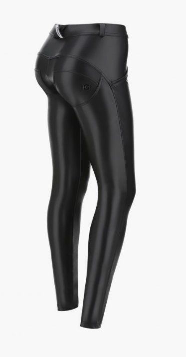 Freddy Pantaloni: Freddy WR.UP Push-up Kunstleder Gr. 38 – Nuovo e nell'imballaggio originale da Turbenthal venduto da lau_2nrd