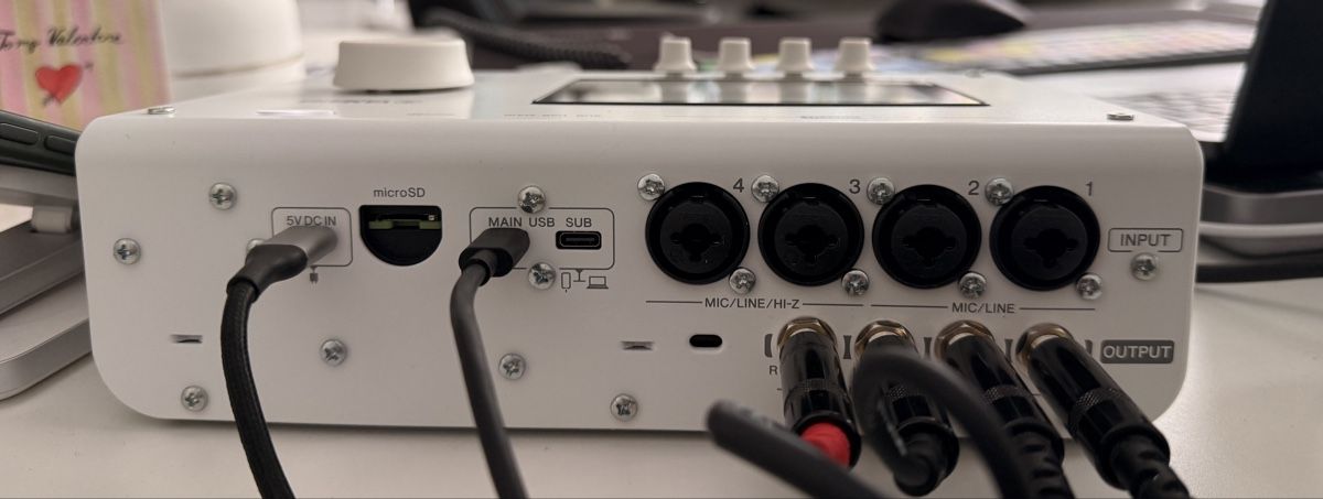 Attrezzatura per studi di registrazione: Yamaha Audio Interface URX44 – Nuovo (secondo la descrizione) da Zürich venduto da seb_hastian 2