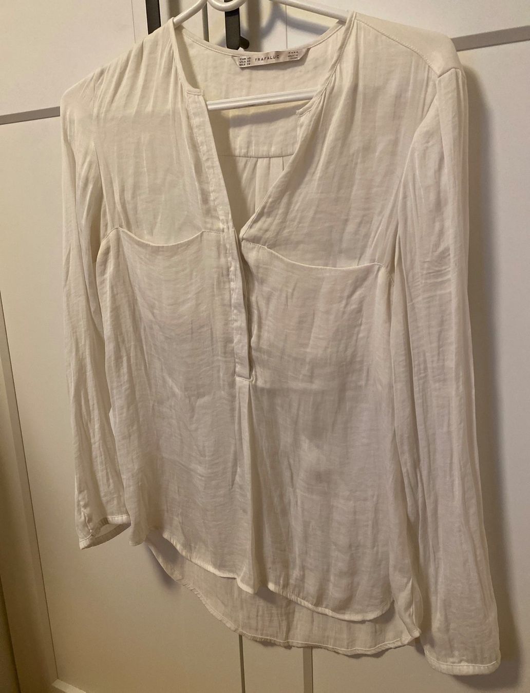 Zara Blusen: Elegante Bluse Gr. XS/S ZARA – Gebraucht aus Unterengstringen von cck_