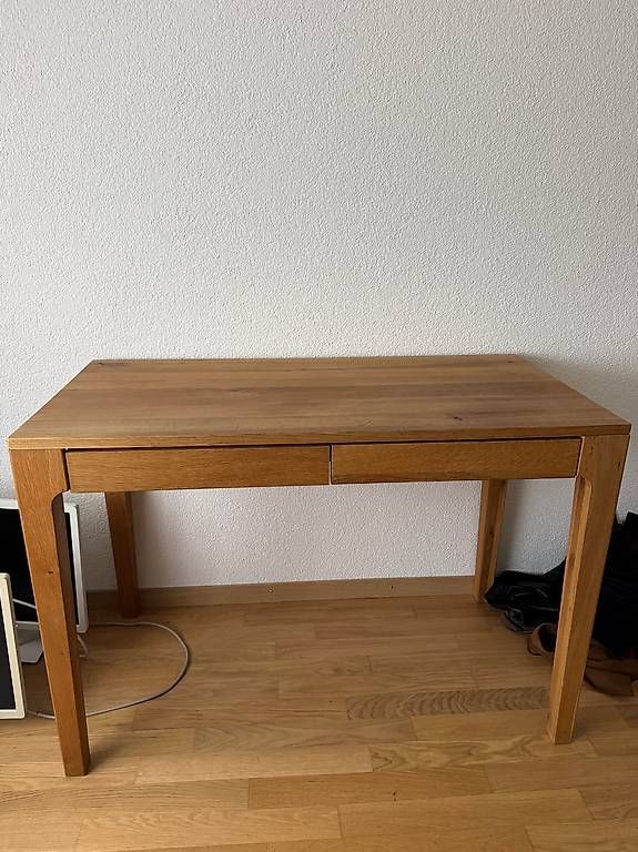 Schreibtische: Pult in Topzustand – Gebraucht aus Thun von Wallower 1