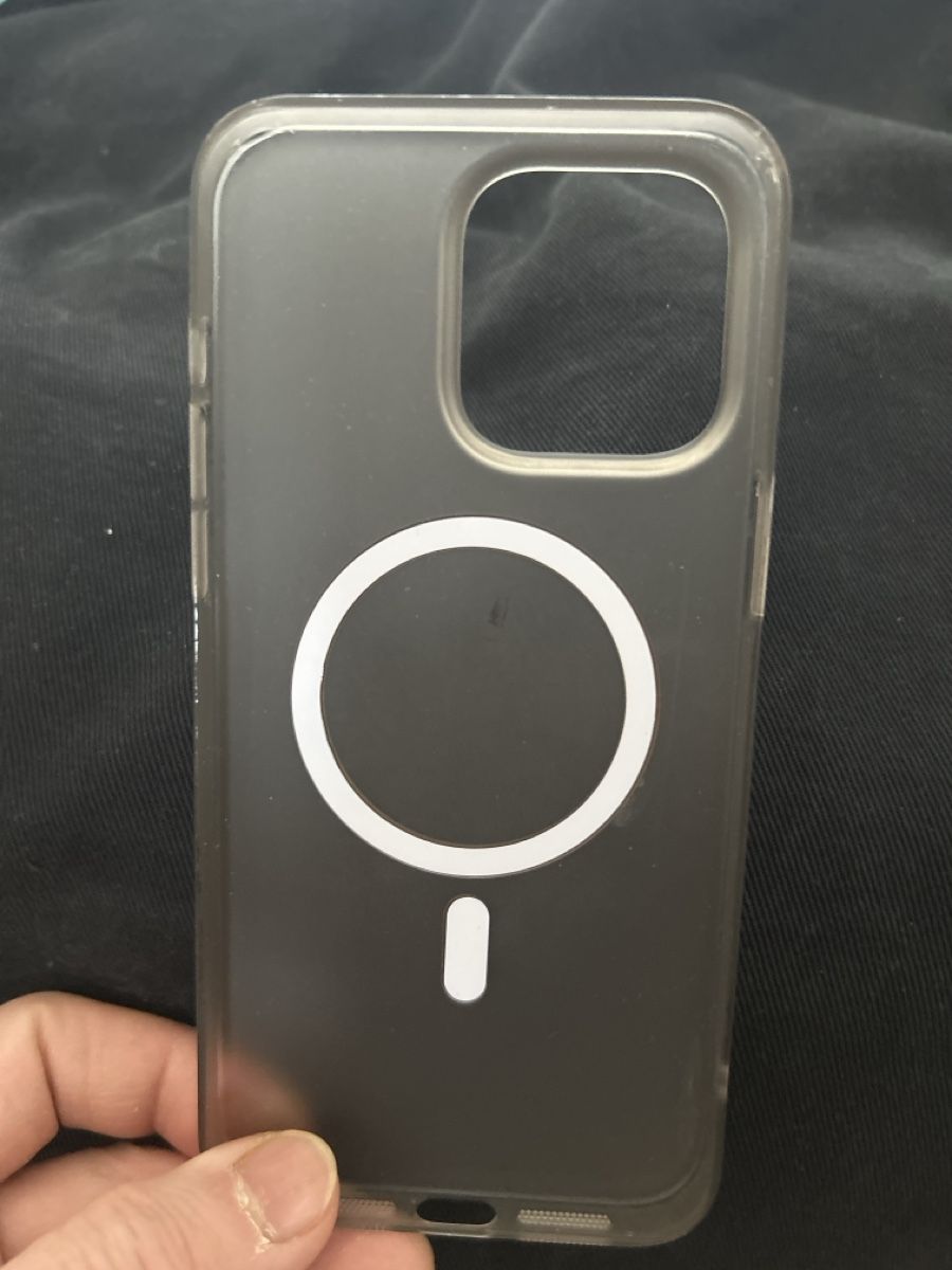 Covers & Schutzfolien: Iphon 15 pro max oder 16 pro max Hülle Neu – Gebraucht aus Dulliken von Lindt.1845 1