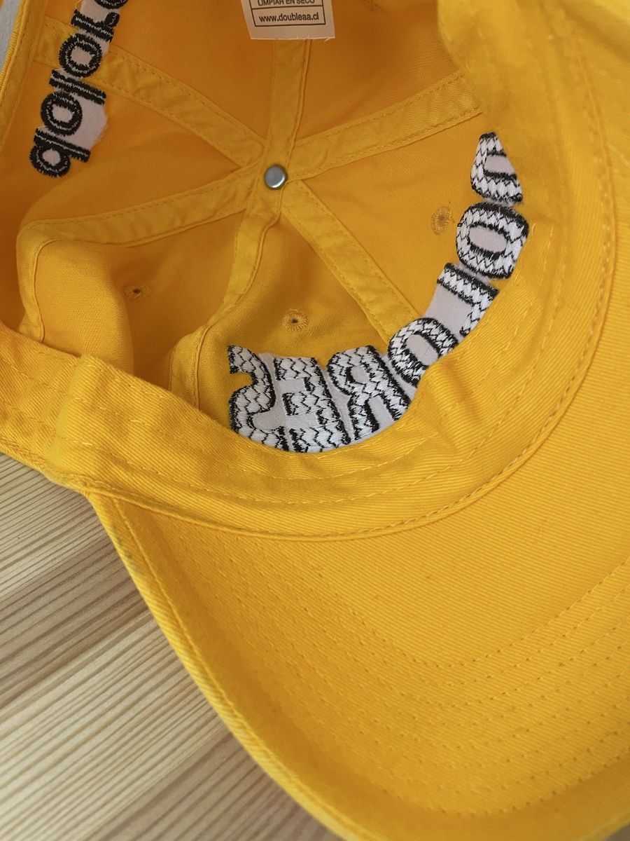 Altro in  Abbigliamento & Accessori: DOLORES MANAGEMENT BRAND NEW CAP – Nuovo e nell'imballaggio originale da Basel venduto da aharon.no1 1