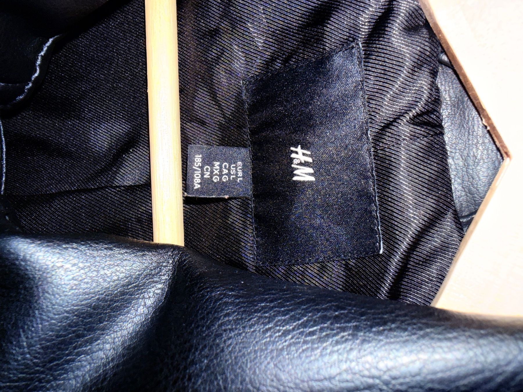H&M Giacche: Schwarze faux Lederjacke H&M – Nuovo (secondo la descrizione) da Münchwilen TG venduto da terlizz1 4