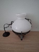 Weisse Vintage Lampe (ca. 1970)