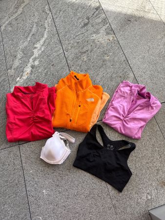 Sport BHs und Veloshirts, Gr. S/36, The North Face, etc.