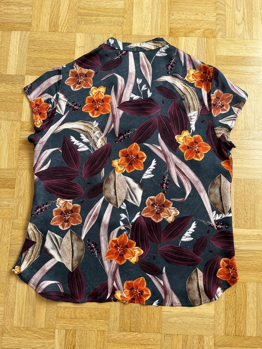 Nile Camicette: Bluse NILE Blumenmuster,  Gr. S – Usato da Zürich venduto da Kleanthy 6