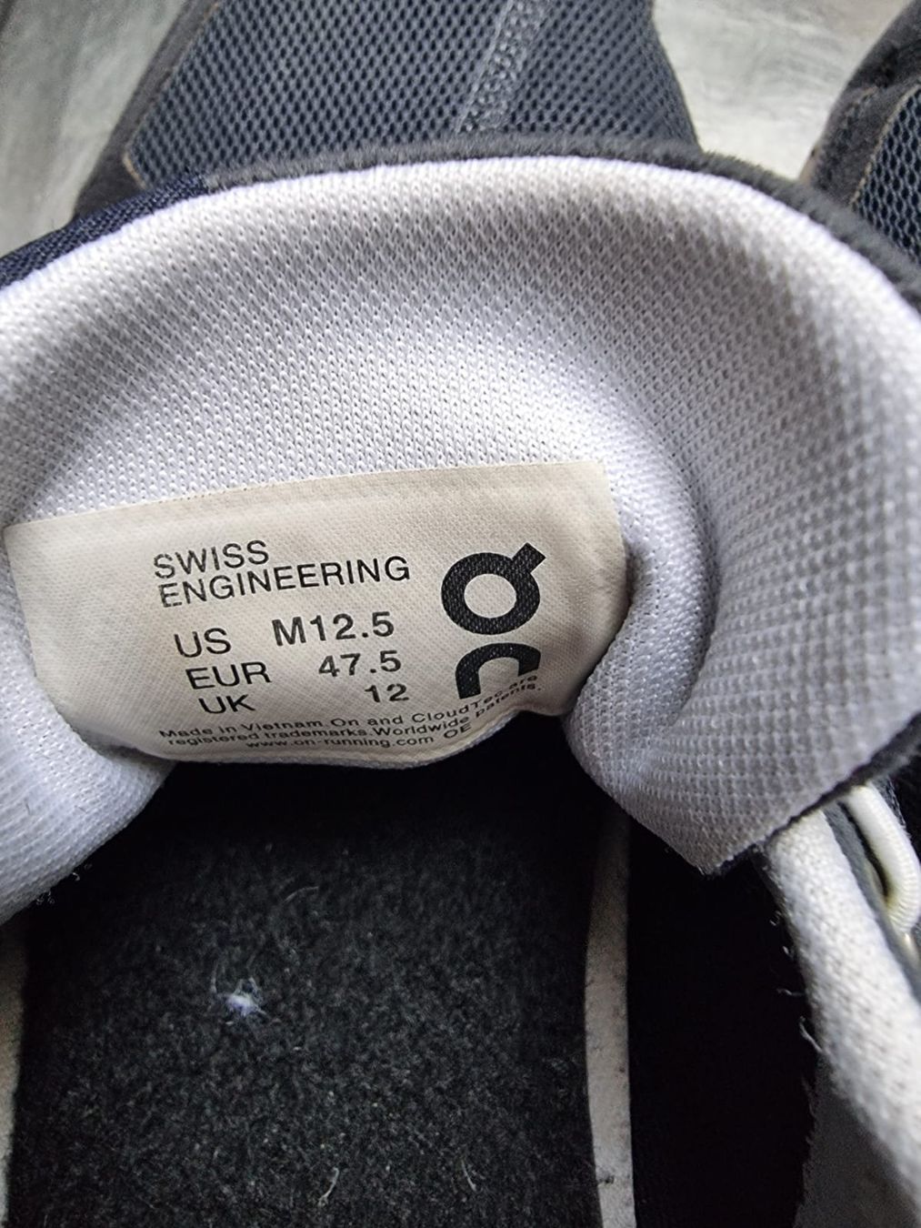 Scarpe da uomo: ON Cloud schuhe | EU46 – Usato da Stäfa venduto da a9uzel 1