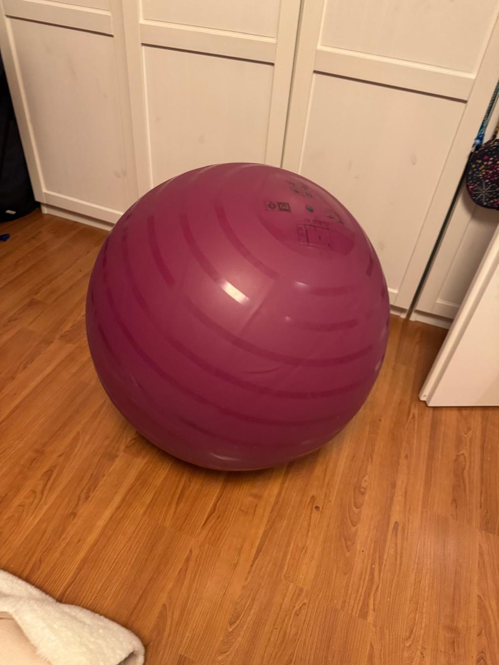 Hometrainer: Gymnastik Ball  – Neu (gemäss Beschreibung) aus Basel von usc_hi9