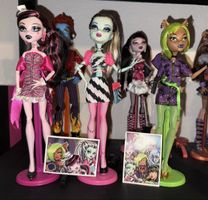 Monster High Dawn of the Dance Set Puppen