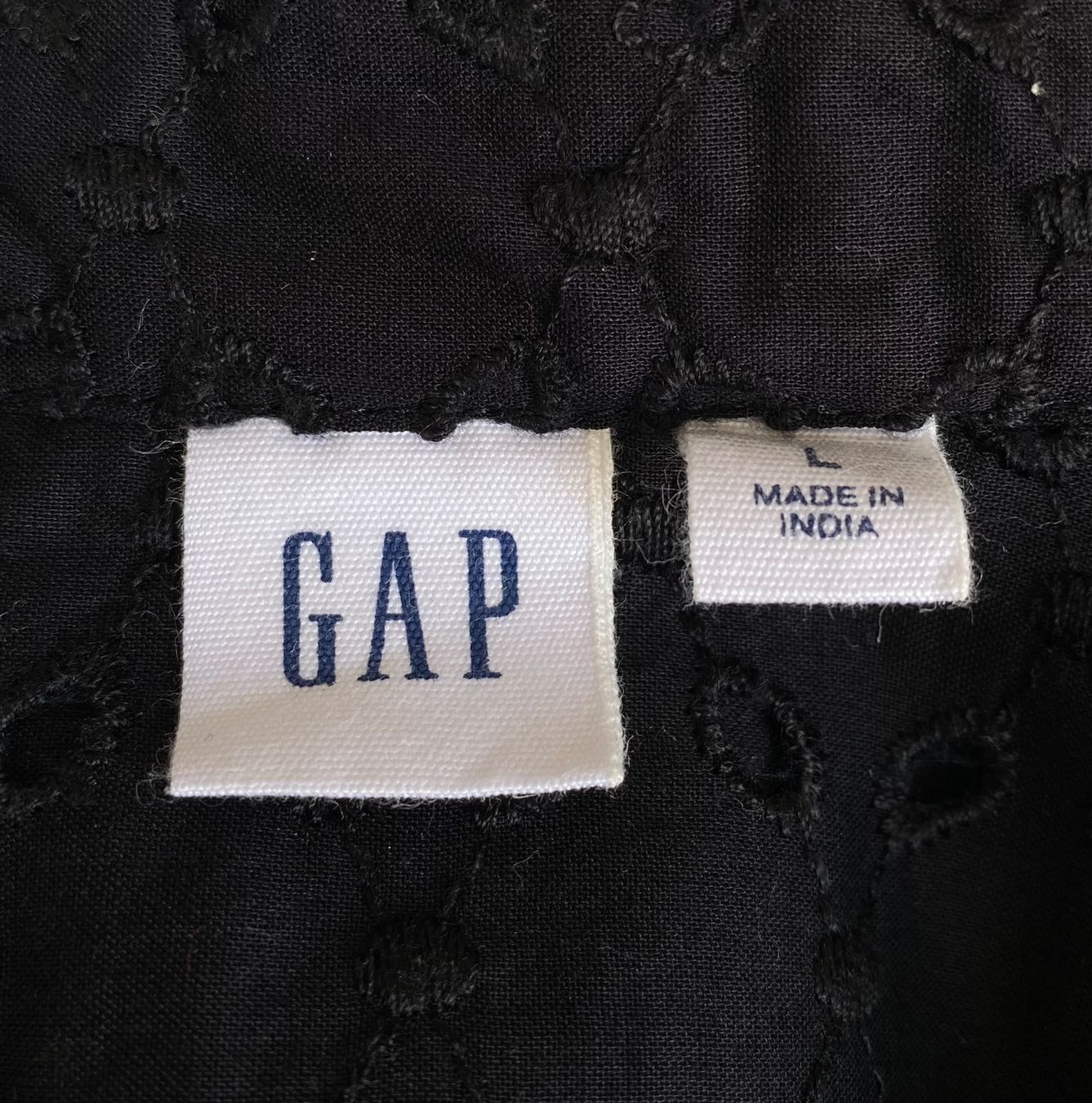 Gap Chemisiers: GAP Lochstickerei Bluse Grösse M – D'occasion à Oberwil BL par Leni-Mischi 3