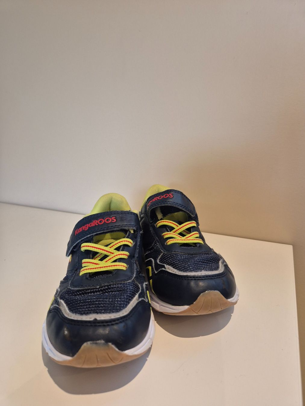 Scarpe per ragazzi: Kangaroos Kinderschuhe, blau,  Grösse 32 – Usato da Dietikon venduto da grafad