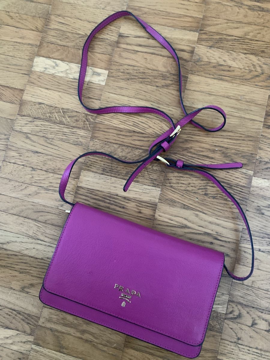 Taschen für Damen: Prada leder tasche – Gebraucht aus Zürich von Nikuska32