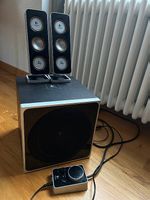 Logitech Z-4 Lautsprecher System (2.1) Subwoofer+Controller