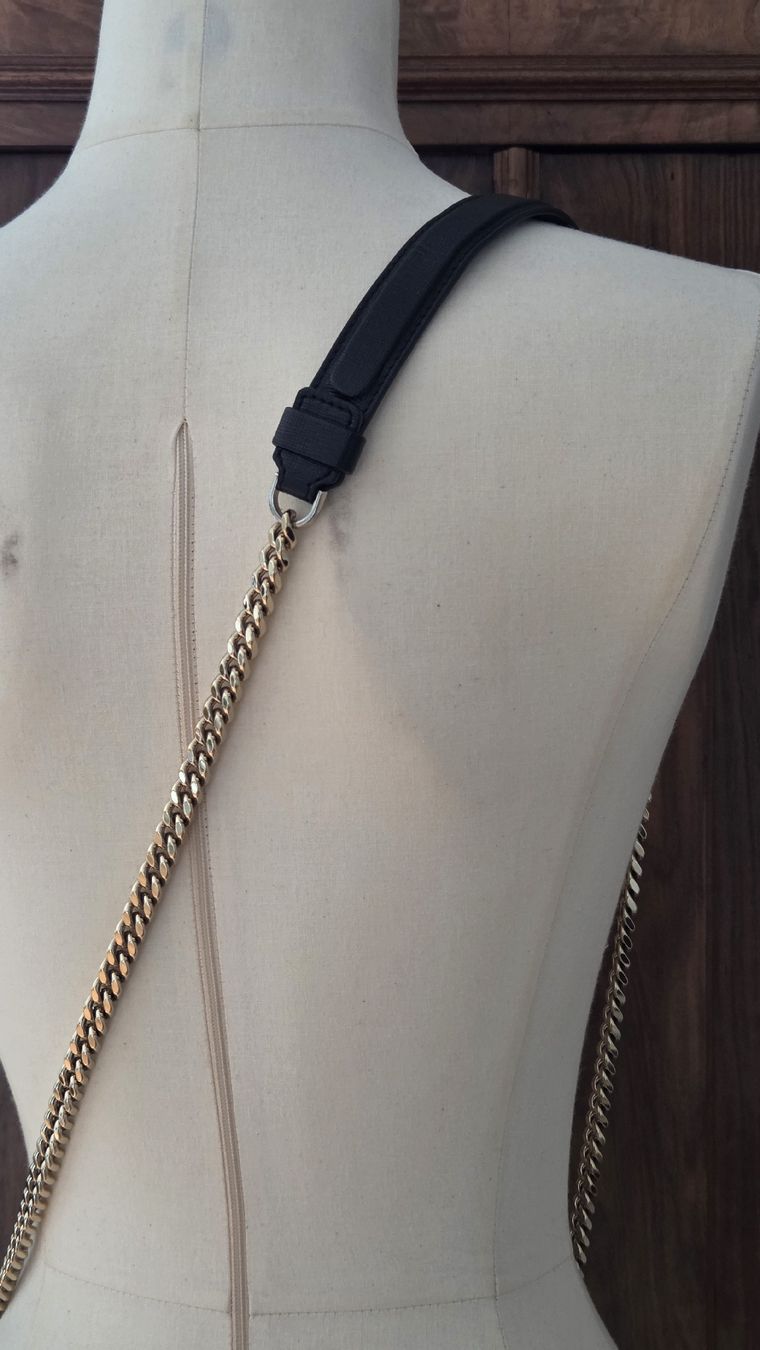 Versace Sacs femmes: Versace Umhängetasche Leder – Neuf (Voir description) à Kreuzlingen par MeinKleinesAtelier 2