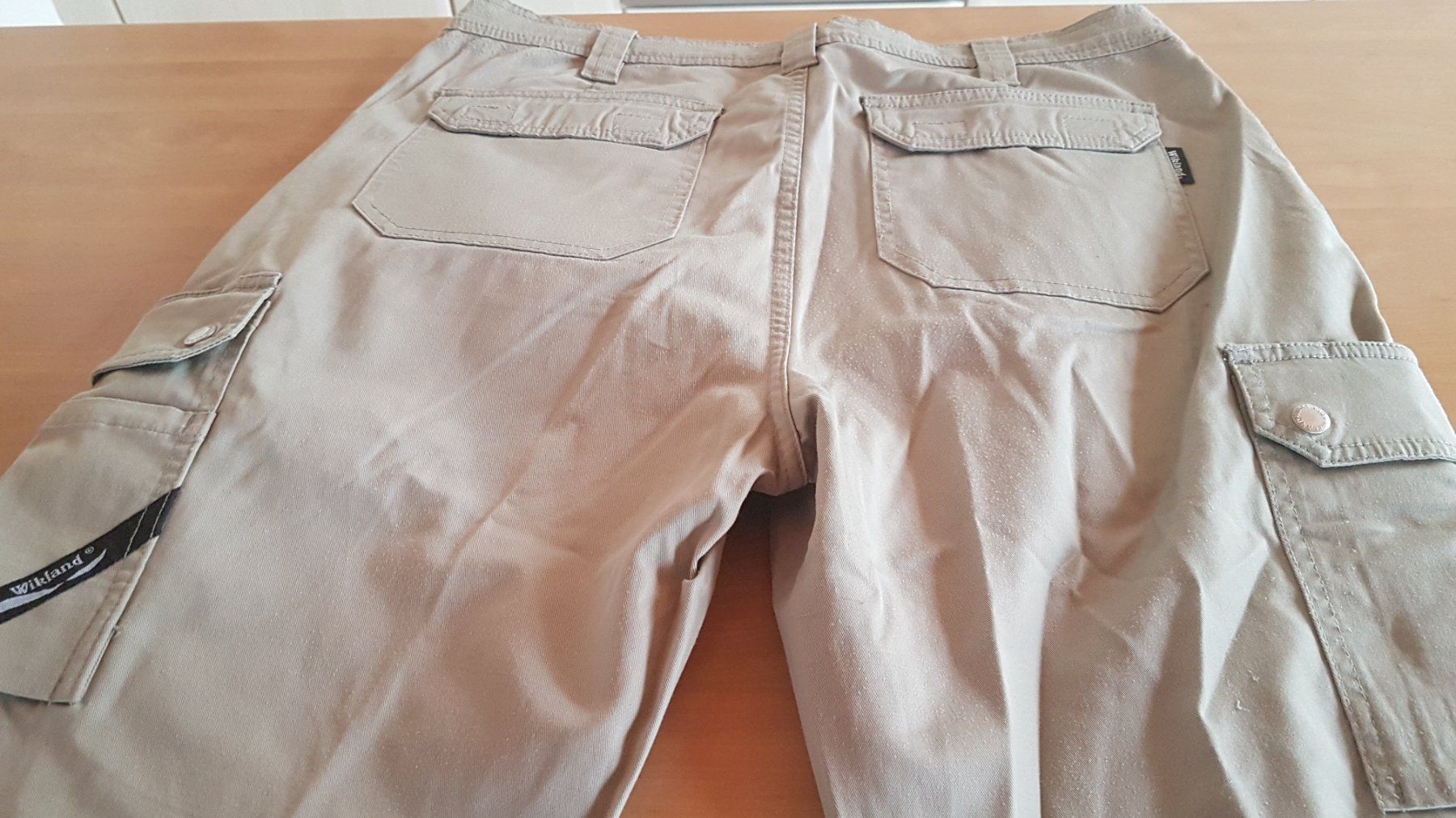 Wikland Pantaloni: Pantalon vert olive clair taille 46 marque Wikland – Usato da Villiers venduto da san_jn5w 4