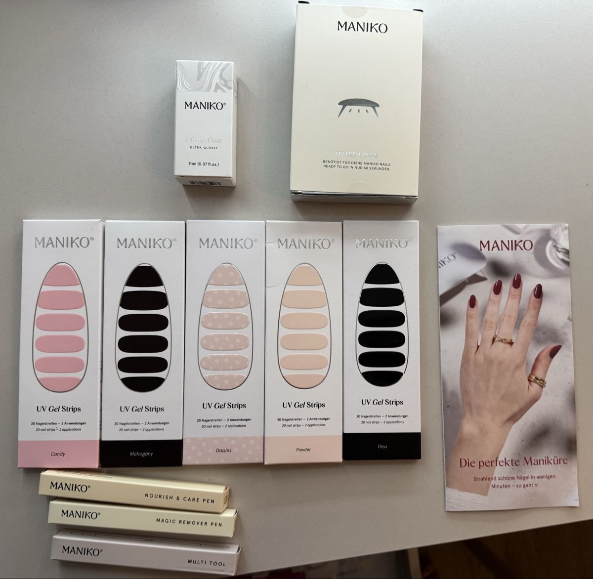 Maniko Nagellack: Maniko Premium Starter Set - 5 Sets, UV Lampe, Maniküre Tool – Neu (gemäss Beschreibung) aus Fislisbach von Vitodata6343