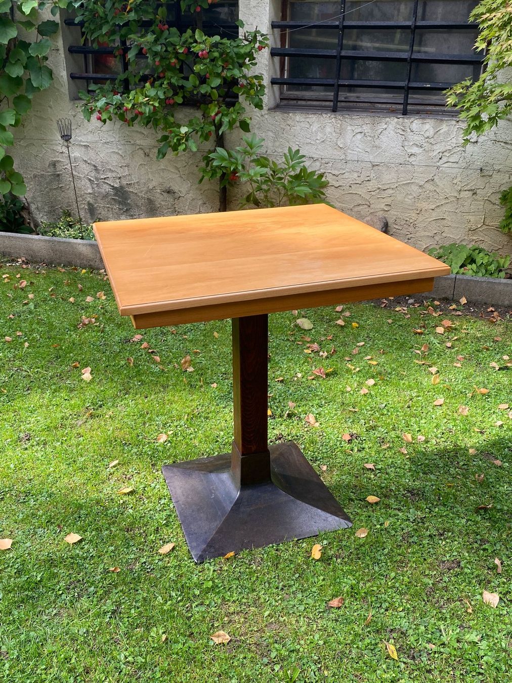 Tavoli: Table de bistro, vintage – Usato da Neuchâtel venduto da Basilegeiser