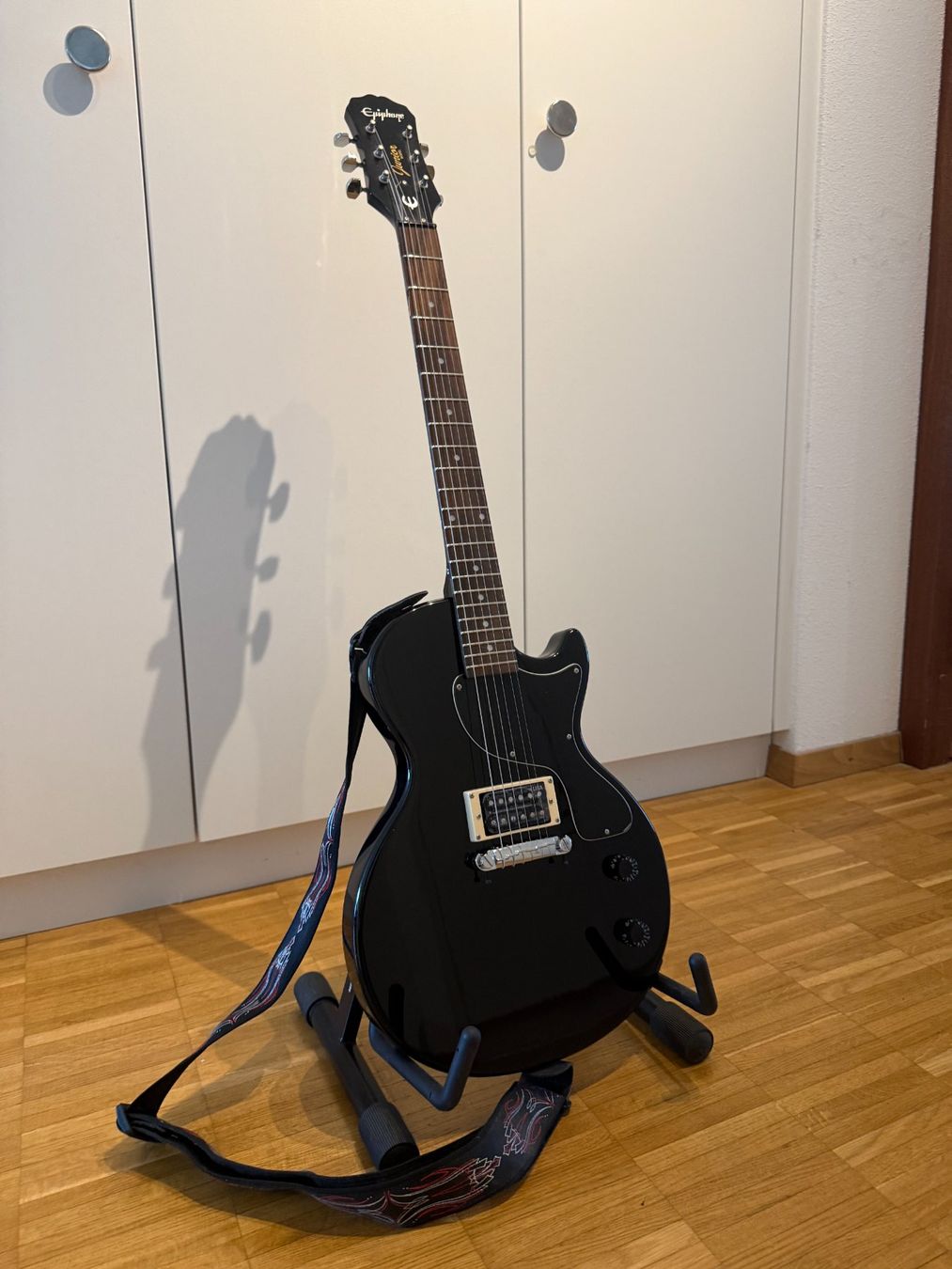Epiphone Strumenti musicali: Gibson Epiphone Junior Electric Guitar – Usato da Gland venduto da bfranck