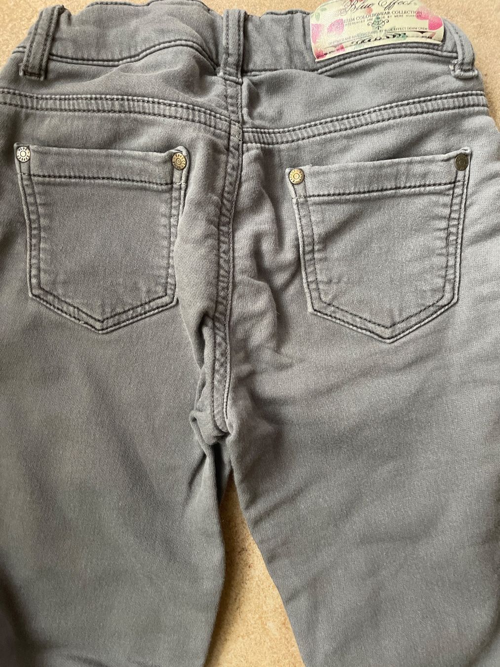 Pantalons: Stretch Jeans grau 152 – D'occasion à Muttenz par Susanne81002 2