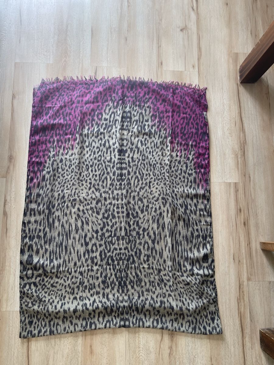 Codello Foulards, Tücher & Schals: Echarpe CODELLO imprimé léopard  très très bon état  – Gebraucht aus Kloten von Vermicelles 5