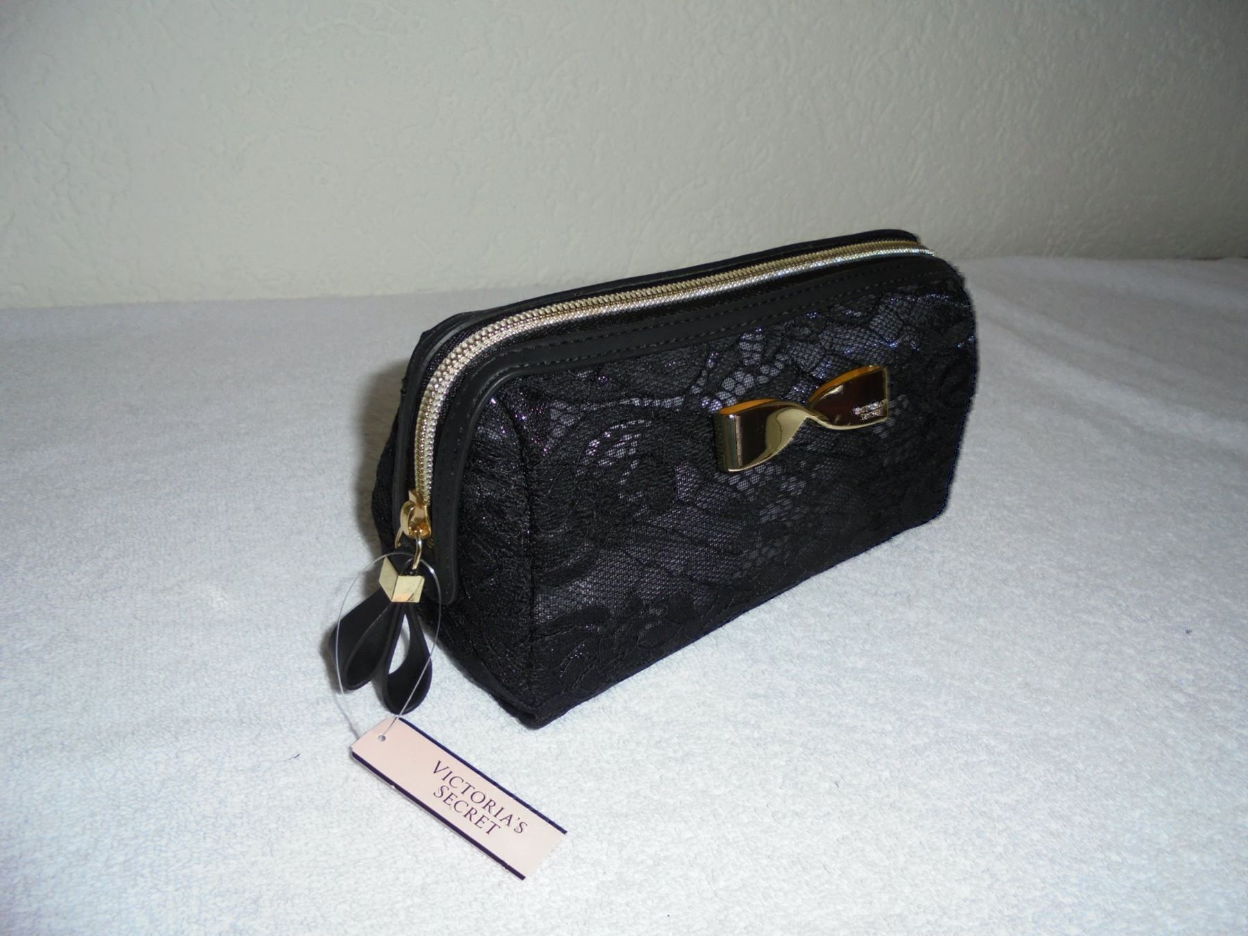 Victoria's Secret Custodie per cosmetici: VICTORIA'S SECRET MAKE-UP TASCHE – Nuovo e nell'imballaggio originale da Aarau Rohr venduto da PinkSchwein 1
