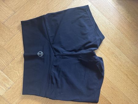 SHANTY Activewear Damen Yogashorts Schwarz, Grösse XS