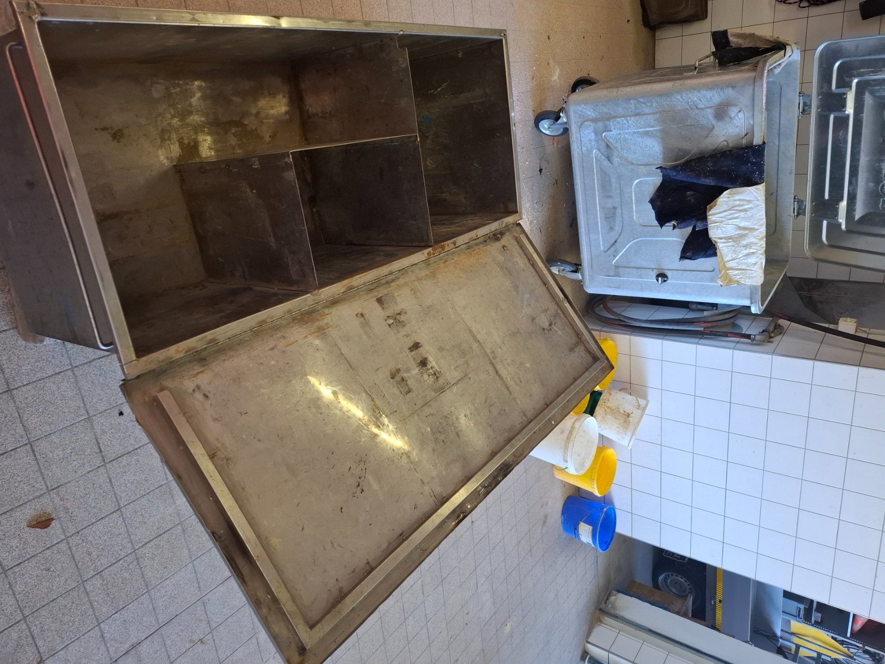Casse di trasporto: Werkzeugkiste – Usato da Appenzell Steinegg venduto da hewy01 3