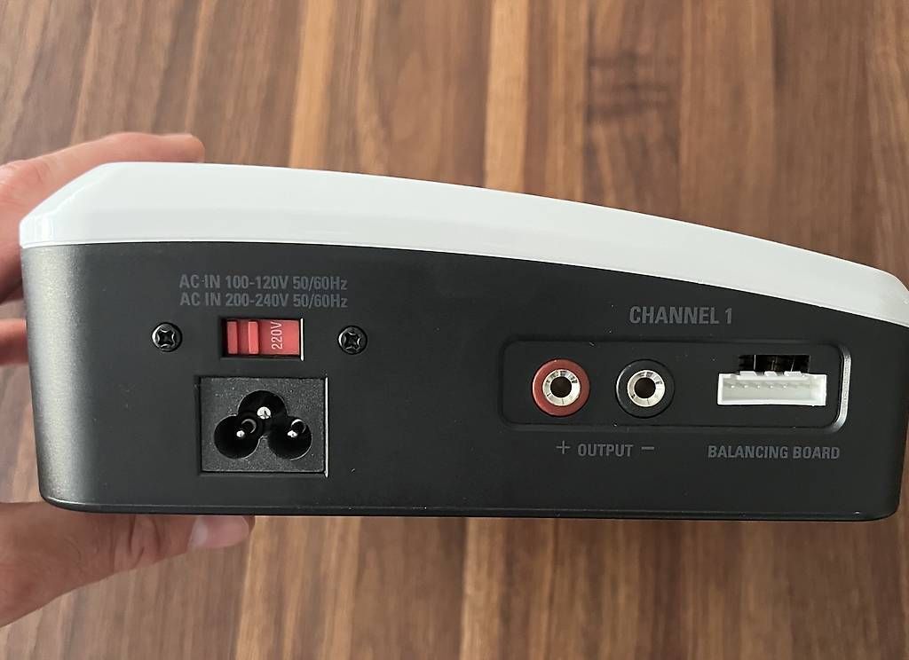 Batterie, Caricabatterie & Alimentatori: Orion Touch Duo Ladegerät – Usato da Hägendorf venduto da Chev-Chelios89 3