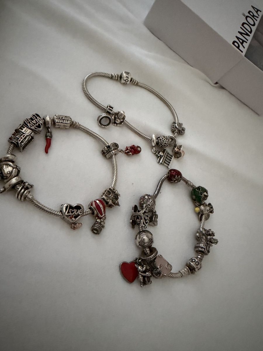 Pandora Bracelets: 3 Pandora Armbands mit Charme  – D'occasion à Allschwil par Figidindia