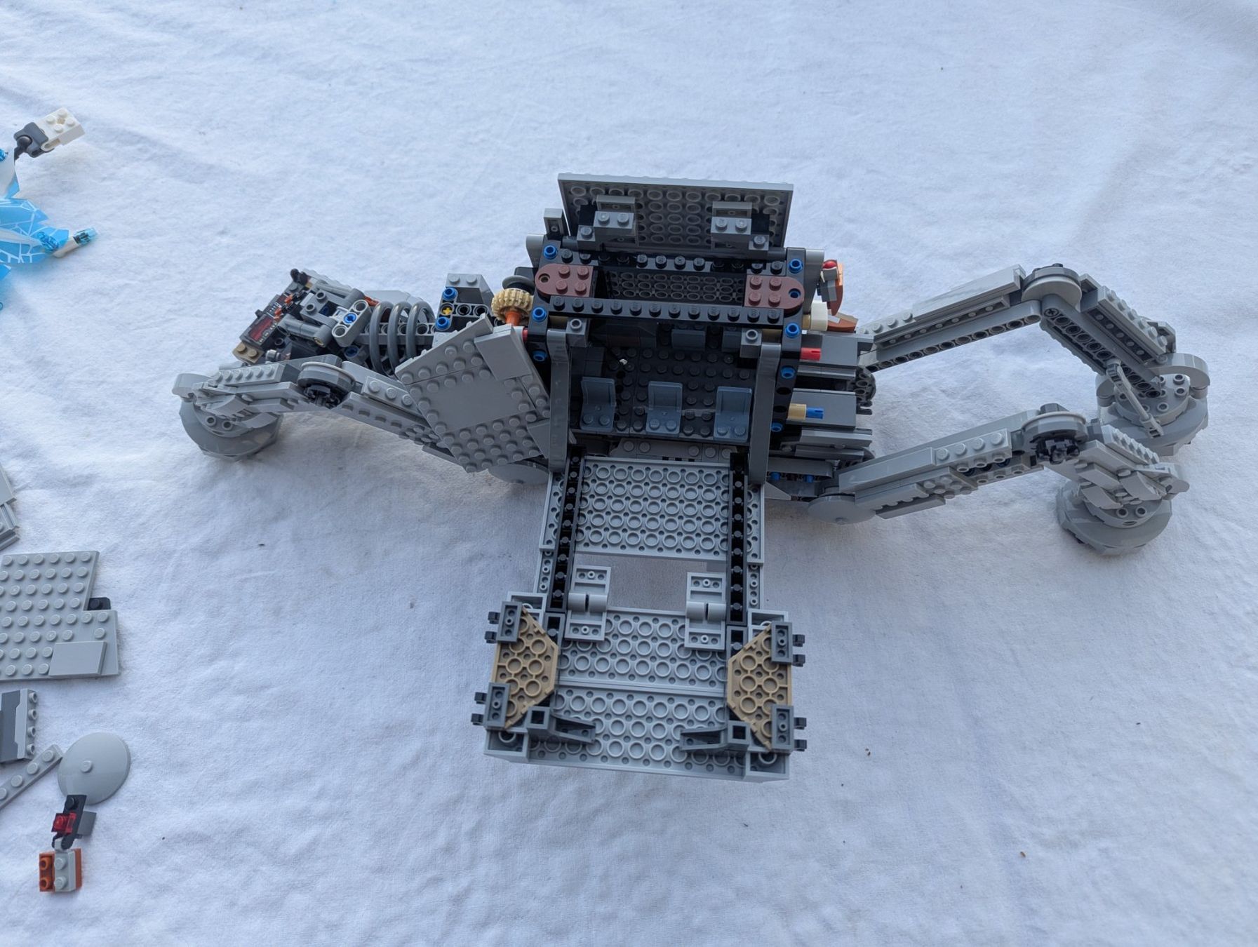 Lego Giocattoli: LEGO Technic Walker Eigenbau - evtl. Star Wars Teile – Usato da Locarno venduto da LukeWanderlust 4