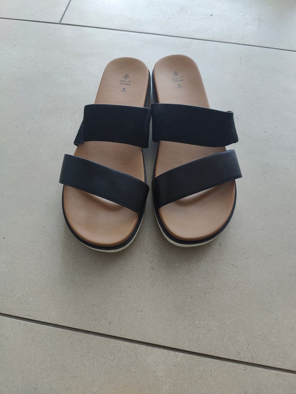 Scarpe da donna: vegane Sommerschuhe – Usato da Jona venduto da Curtis90